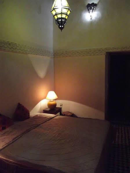 Dar Iman Hotell Fès Exteriör bild